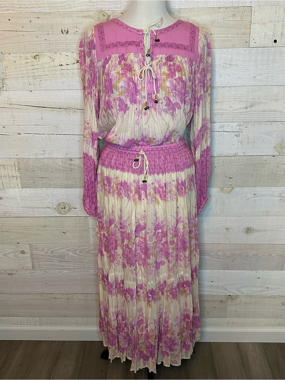 Spell & The Gypsy Collective Coco Lei Maxi Skirt in pink and cream floral print - Picture 9 of 10